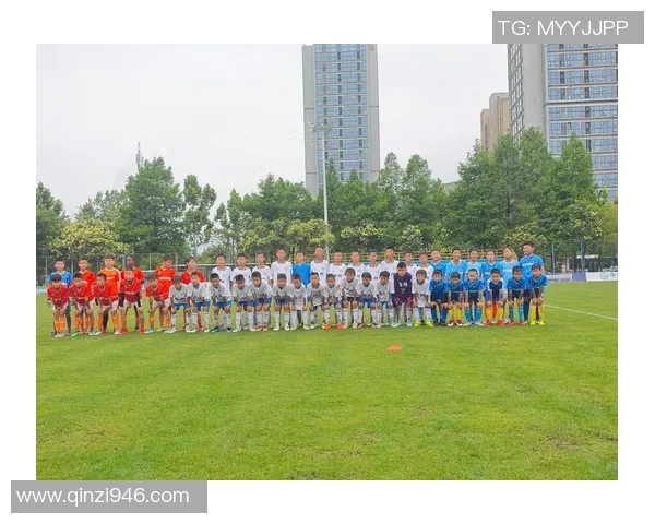 上海足球队实力变革引发热议全城关注未来发展与挑战