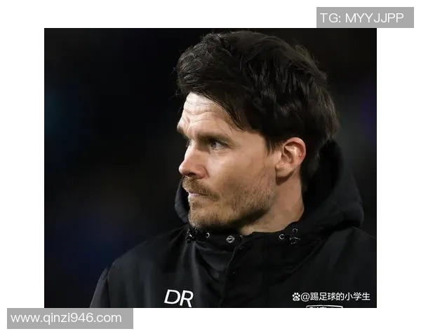 达尼洛：从青涩球员到足球战术大师的华丽转身与成长之路